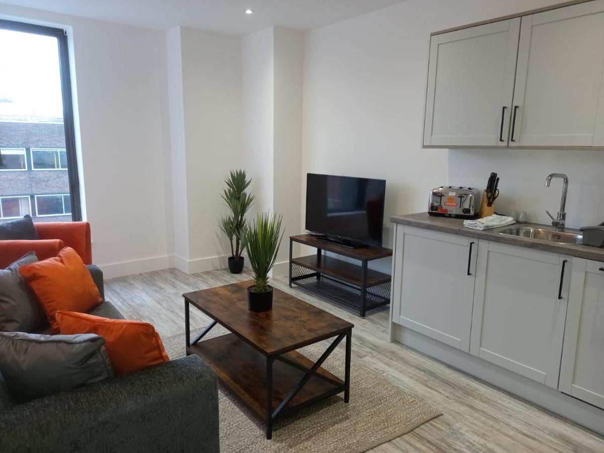 Kingsbridge Point - Cosy One Bed Apartments Near Town Centre, Swindon Bagian luar foto
