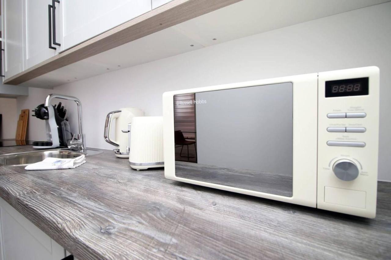 Kingsbridge Point - Cosy One Bed Apartments Near Town Centre, Swindon Bagian luar foto