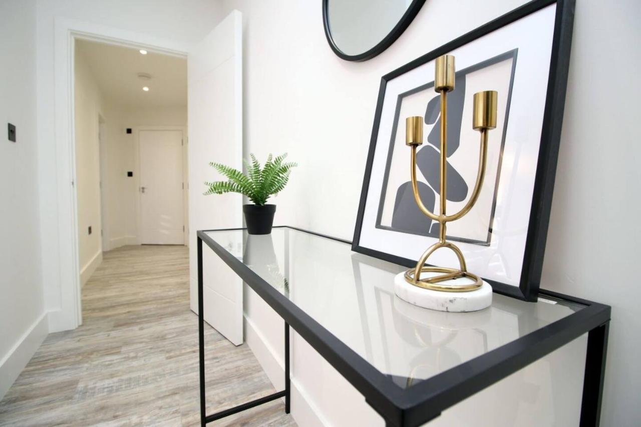 Kingsbridge Point - Cosy One Bed Apartments Near Town Centre, Swindon Bagian luar foto