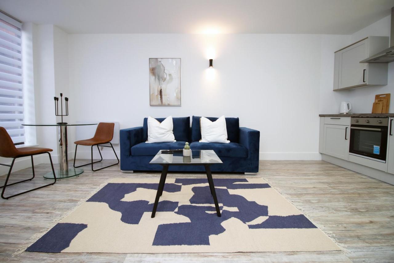 Kingsbridge Point - Cosy One Bed Apartments Near Town Centre, Swindon Bagian luar foto